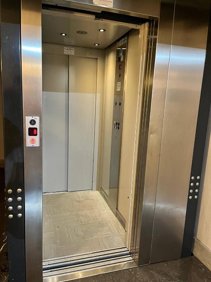 Suite Franziska Lift & Ac A Ballaro Palermo Exterior foto